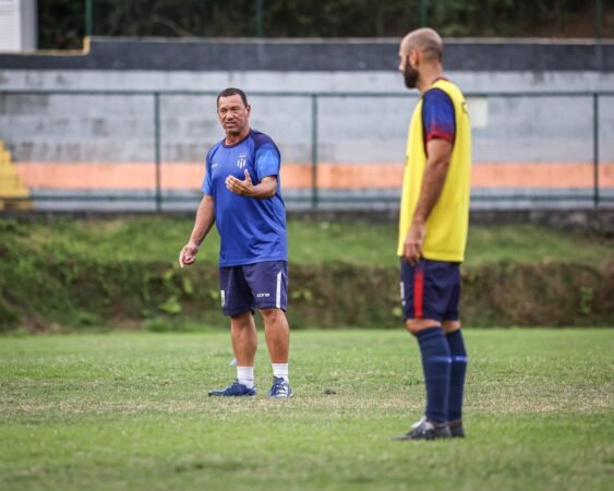 Maricá F.C encara o Sampaio Corrêa em clássico decisivo pela Série D do Campeonato Brasileiro 12 Marica F.C enfrenta o Sampaio Correa em classico decisivo pela Serie D
