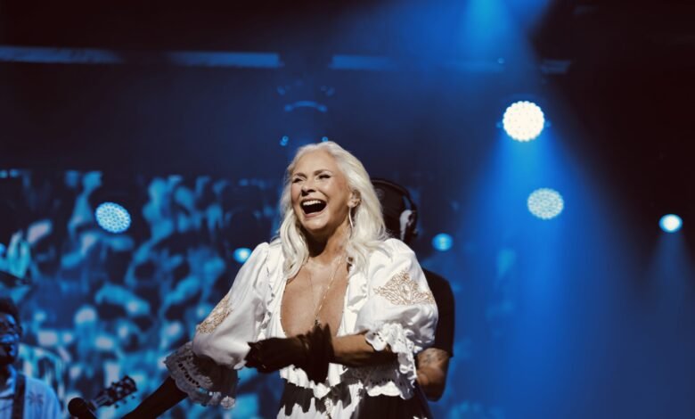 Maricá celebra 212 anos com show de Fafá de Belém na Barra 17 Marica recebe show de Fafa de Belem em celebracao aos 212 anos da cidade