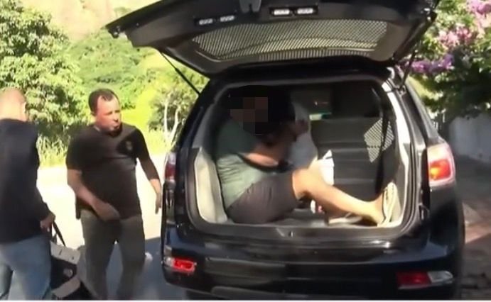 Policia Federal prende dois homens em operacao contra fraude fiscal em Marica