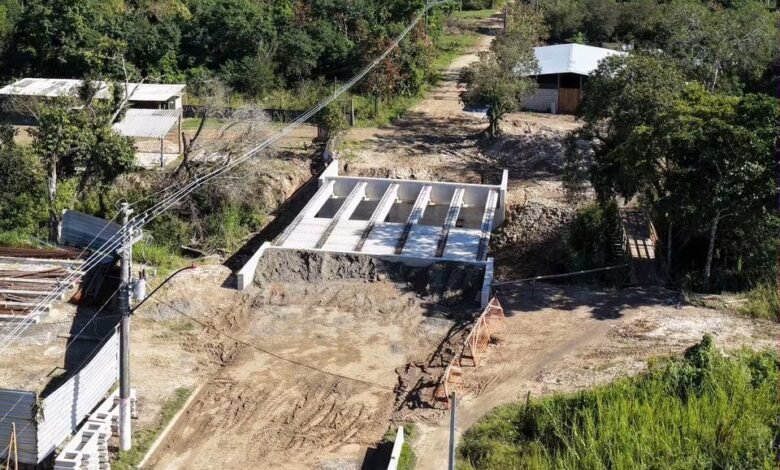 Maricá: Nova ponte avança com instalação das vigas e promete melhorar trânsito 13 Ponte chacaras inoa 2026 e1782304984606