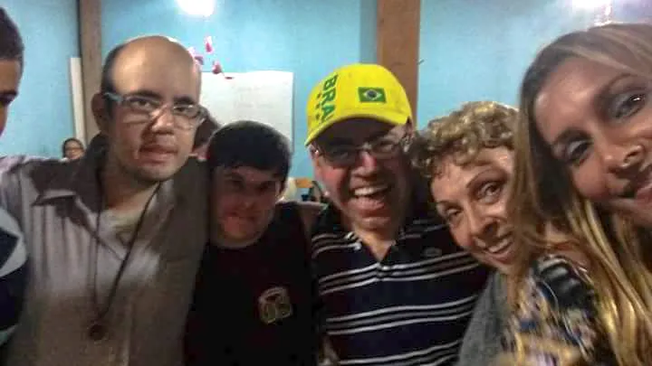 Maricá: Boteco do NAIR faz a festa no dia dos namorados 6 Público presente curtiu música ao vivo e apresentação de coral e dança.