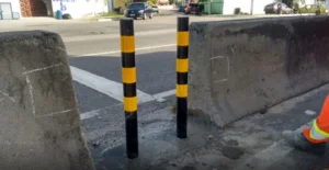 Maricá: Prefeitura instala bloqueadores para impedir bandalhas na RJ-106 6 Screenshot 2017 03 30 at 22.33.33