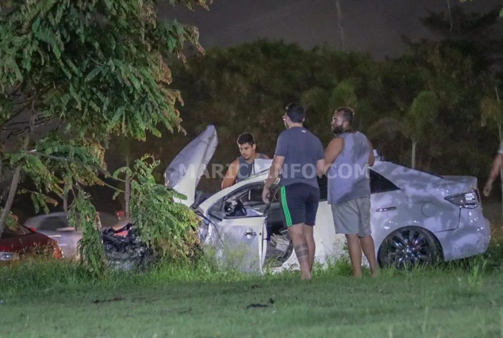 Maricá: Quatro feridos em acidente com capotamento na RJ-106 8 carro acidente