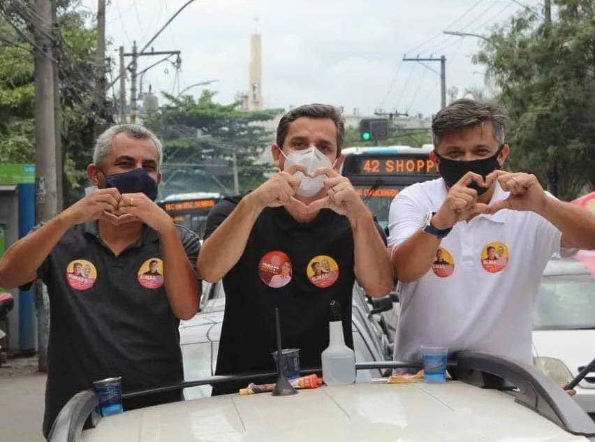 Prefeito de Maricá, Fabiano Horta faz campanha para Dimas em São Gonçalo 9 dimas e horta
