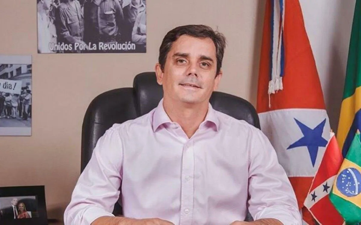 Maricá: Internautas avaliam governo Fabiano Horta, saneamento é considerada área que mais carece de investimento 7 fabiano horta prefeito reeleito