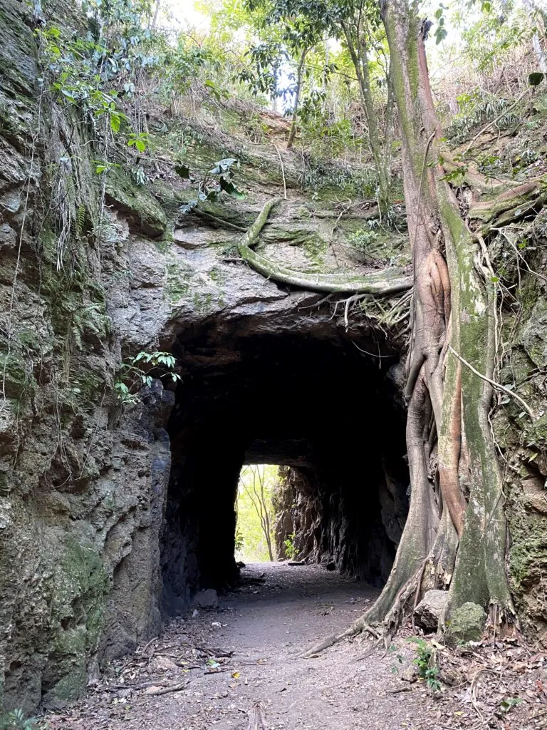 Maricá será cenário da nova novela da Globo 6 tunel calaboca estrada de ferro marica
