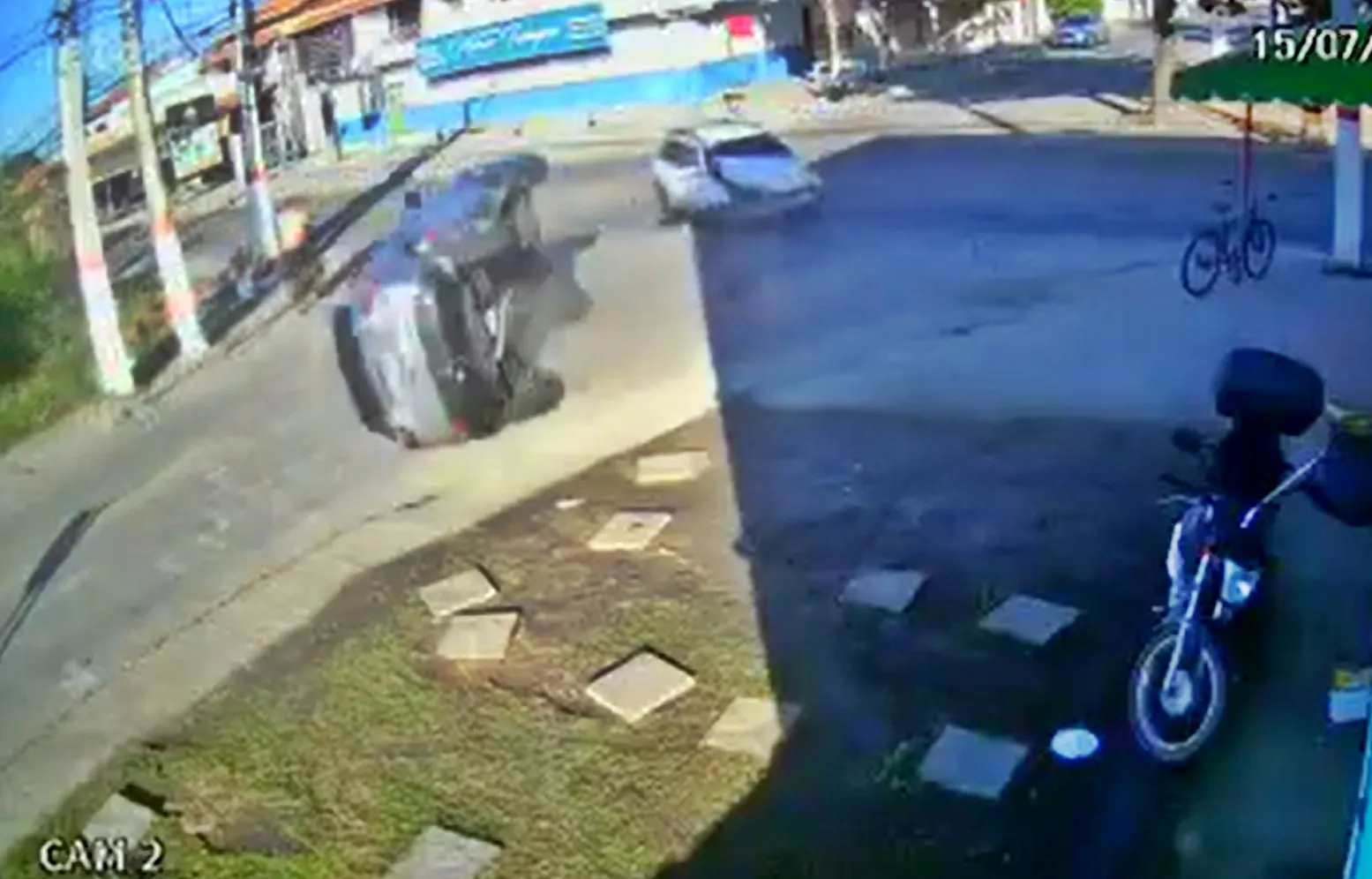 Itaipuaçu: Acidente deixa pelo menos um ferido em perigoso cruzamento 7 acidente rua 32 c 1