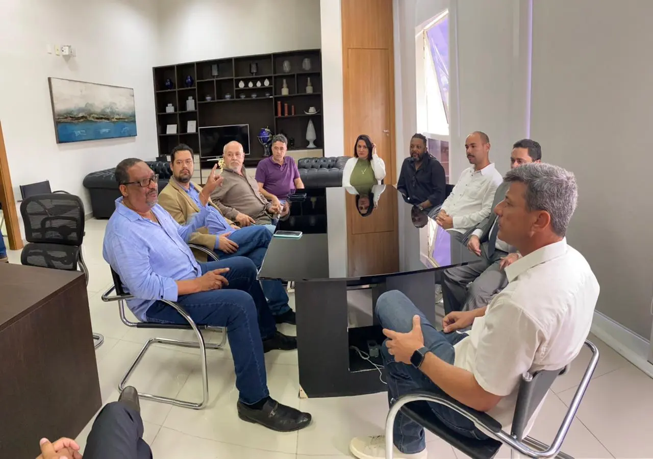 Presidente da Câmara de Maricá firma protocolo de intenções para cooperação com Câmara de Macaé 8 Encontro Camara Macae 3