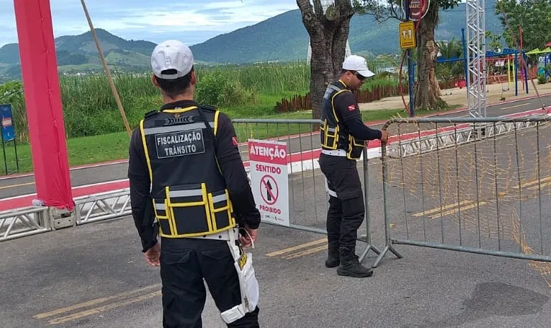 Réveillon em Maricá terá operação especial; ruas serão fechadas, confira! 6 transito fiscaliz