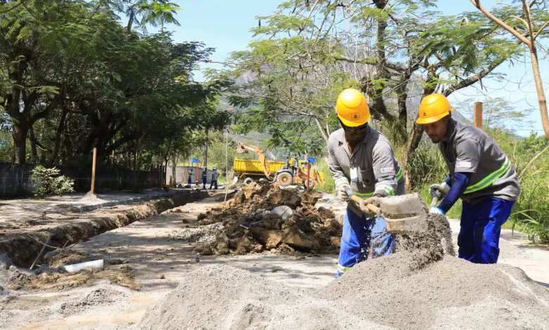Companhia de saneamento de Maricá lança obras de tratamento de esgoto em Inoã 8 Obra Saneamento Inoa