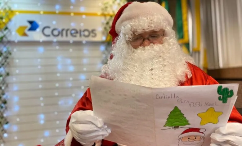 Crianças de escola pública de Maricá vão receber presentes do Papai Noel dos Correios 7 papai noel correios