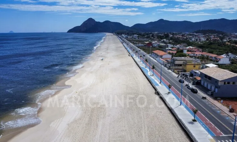 Maricá tem feriadão sem previsão de ressacas no mar, mas com chance de chuvas; confira! 8 Orla de Itaipuacu Praia Marica Abril 2024 foto Joao Henrique
