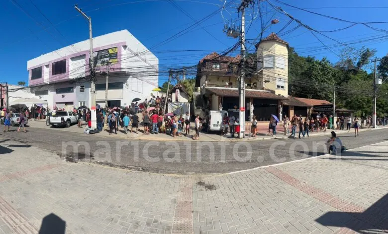 Maricá: Imensa fila no último dia para regularização de título de eleitor 7 fila tre zona 55