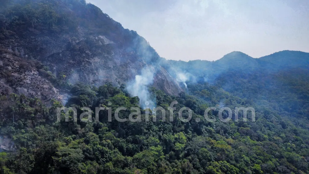 Itaipuaçu: Incêndio consome parte da Serra da Tiririca e fumaça se espalha 11 IMG 2677