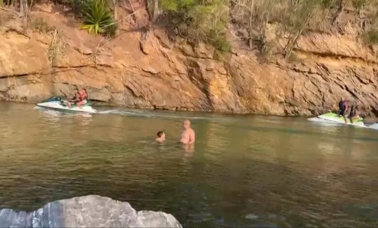 Motos aquáticas são flagradas navegando próximo a banhistas no canal de Ponta Negra em Maricá 7 moto aquatica