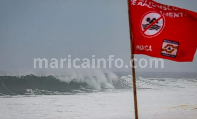Ressaca: Ondas em Maricá podem chegar a 3 metros segundo alerta da Marinha 8 Bandeira Vermelha Ressaca Mar Onda 1