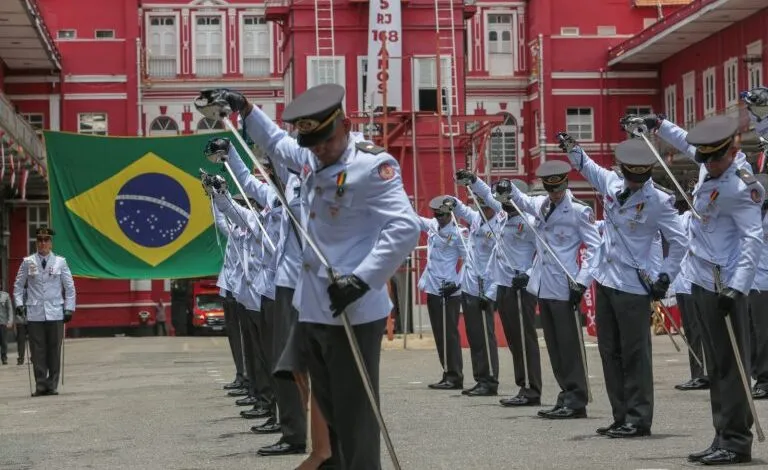 RJ: Corpo de Bombeiros lança edital com 50 vagas para o Curso de Formação de Oficiais 7 concurso cbmerj